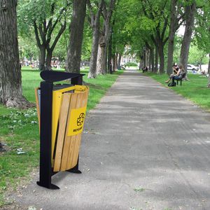 cubo de basura público