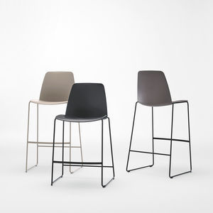 silla de bar contemporánea