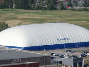 estructura hinchable para instalación deportiva
