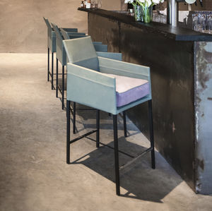silla de bar contemporánea