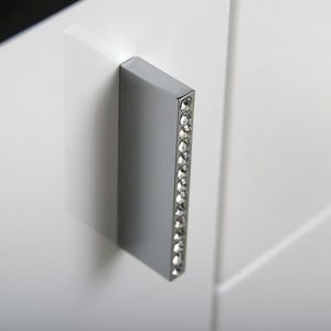 tirador para mueble de cromo