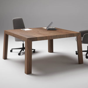mesa de reuniones contemporánea