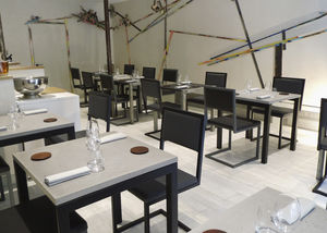 silla de restaurante contemporánea