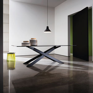 mesa de comedor contemporánea