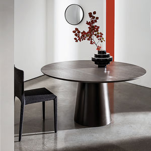 mesa de comedor contemporánea