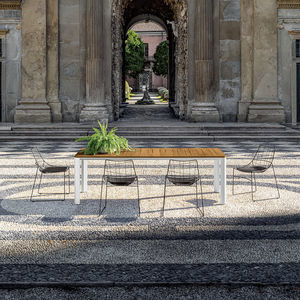mesa de comedor contemporánea