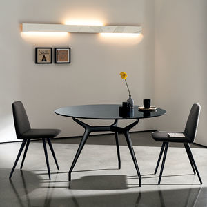 mesa de comedor contemporánea