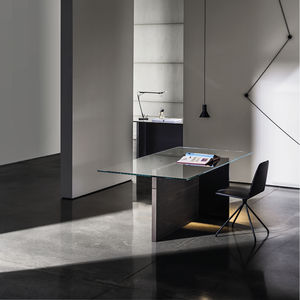 mesa de comedor contemporánea