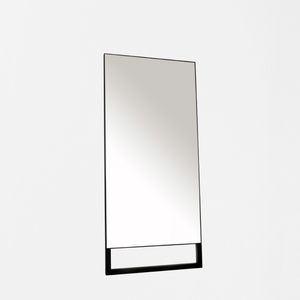 espejo de pie / contemporáneo / rectangular / de madera lacada