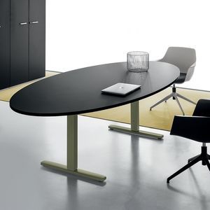 mesa de reuniones contemporánea