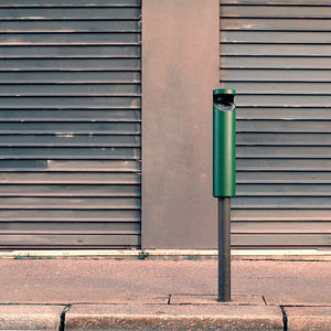 cenicero pie bancada