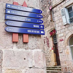 panel de información para espacio público