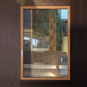 ventana de madera