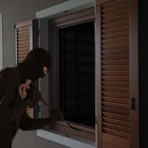 ventana de madera