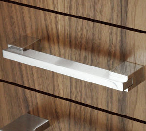 tirador para mueble acero inoxidable