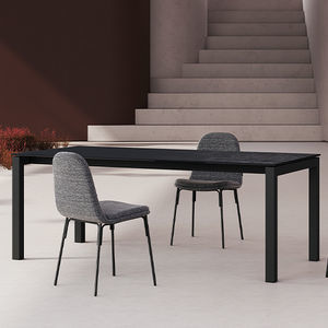 mesa contemporánea