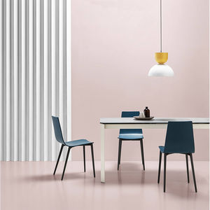 silla contemporánea