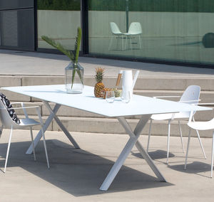 mesa de comedor contemporánea