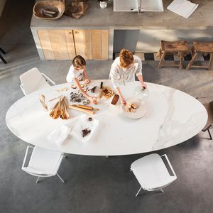 mesa de comedor contemporánea