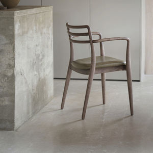 silla contemporánea
