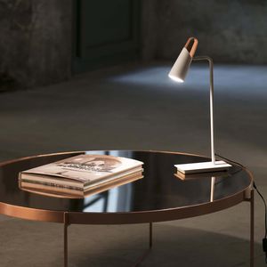 lámpara de mesa