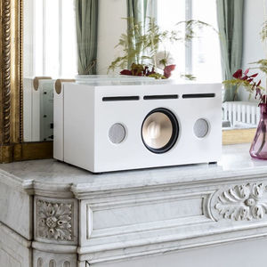 altavoz de estantes