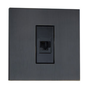 toma informática / de pared / de latón / moderna