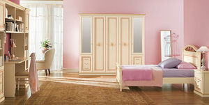habitación para niños de madera
