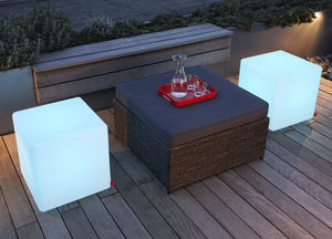 taburete con luz LED