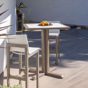 mesa alta contemporánea