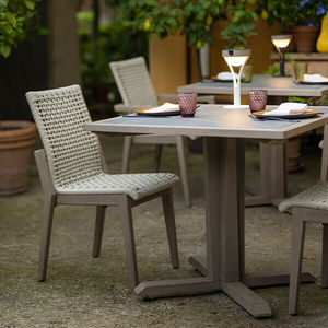 silla de comedor contemporánea