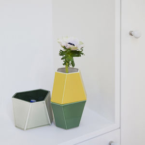 florero contemporáneo