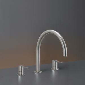 grifo bimando para lavabo