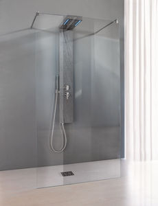 columna de ducha con luz integrada