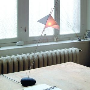 lámpara de mesa