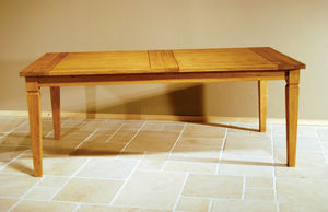 mesa de comedor clásica