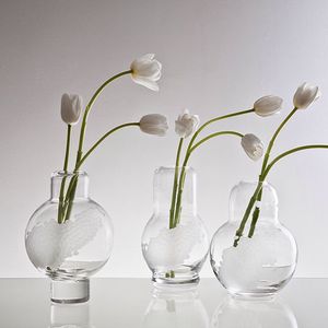 florero contemporáneo