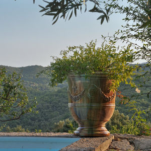 maceta de jardín de arcilla