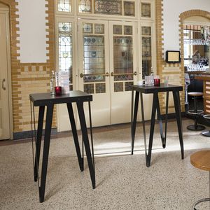 mesa alta contemporánea