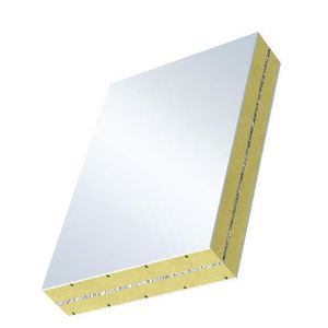 panel sándwich aislante para fachada