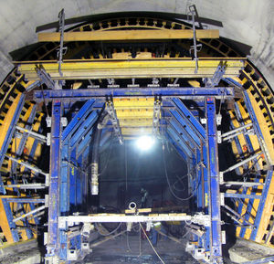 encofrado modular / de metal / para túnel