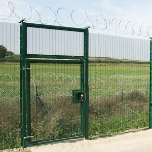 puerta para jardín de malla metálica