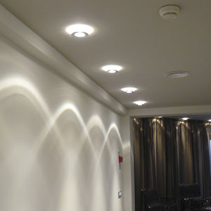 downlight montado en superficie / LED / halógeno / redondo