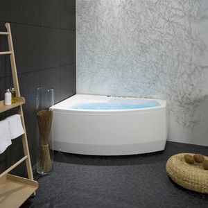 bañera de esquina