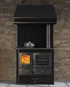 cocina con horno de leña