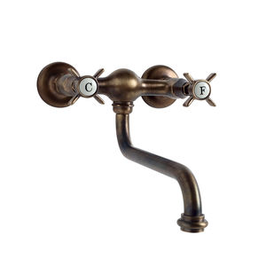 grifo bimando de pared