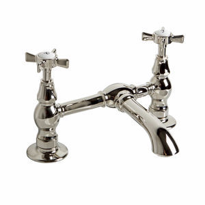 grifo bimando para lavabo