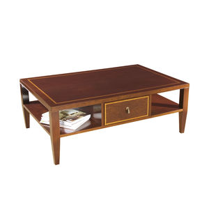 mesa de centro clásica