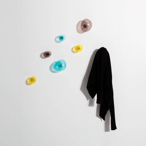 percha contemporánea