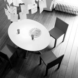 silla contemporánea